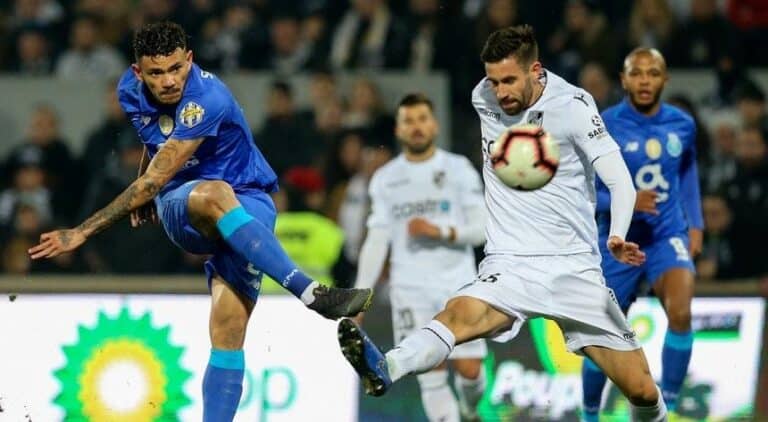 Vitória SC tira pontos ao FCP no D. Afonso Henriques