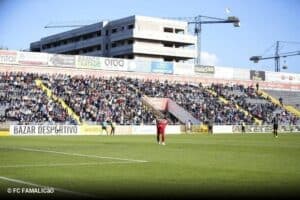 Câmara de Famalicão requalifica estádio 22 de Junho