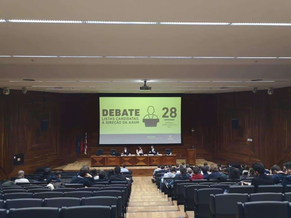 Candidatos à AAUM com visões diferentes sobre a abstenção