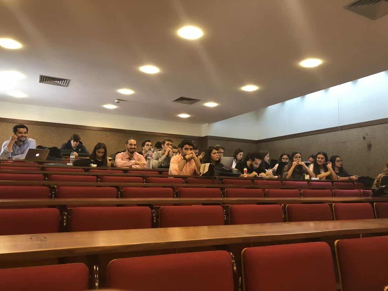 RGA aprova comissão que vai rever estatutos da AAUM