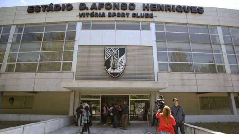 Sócios do Vitória SC elegem novo presidente