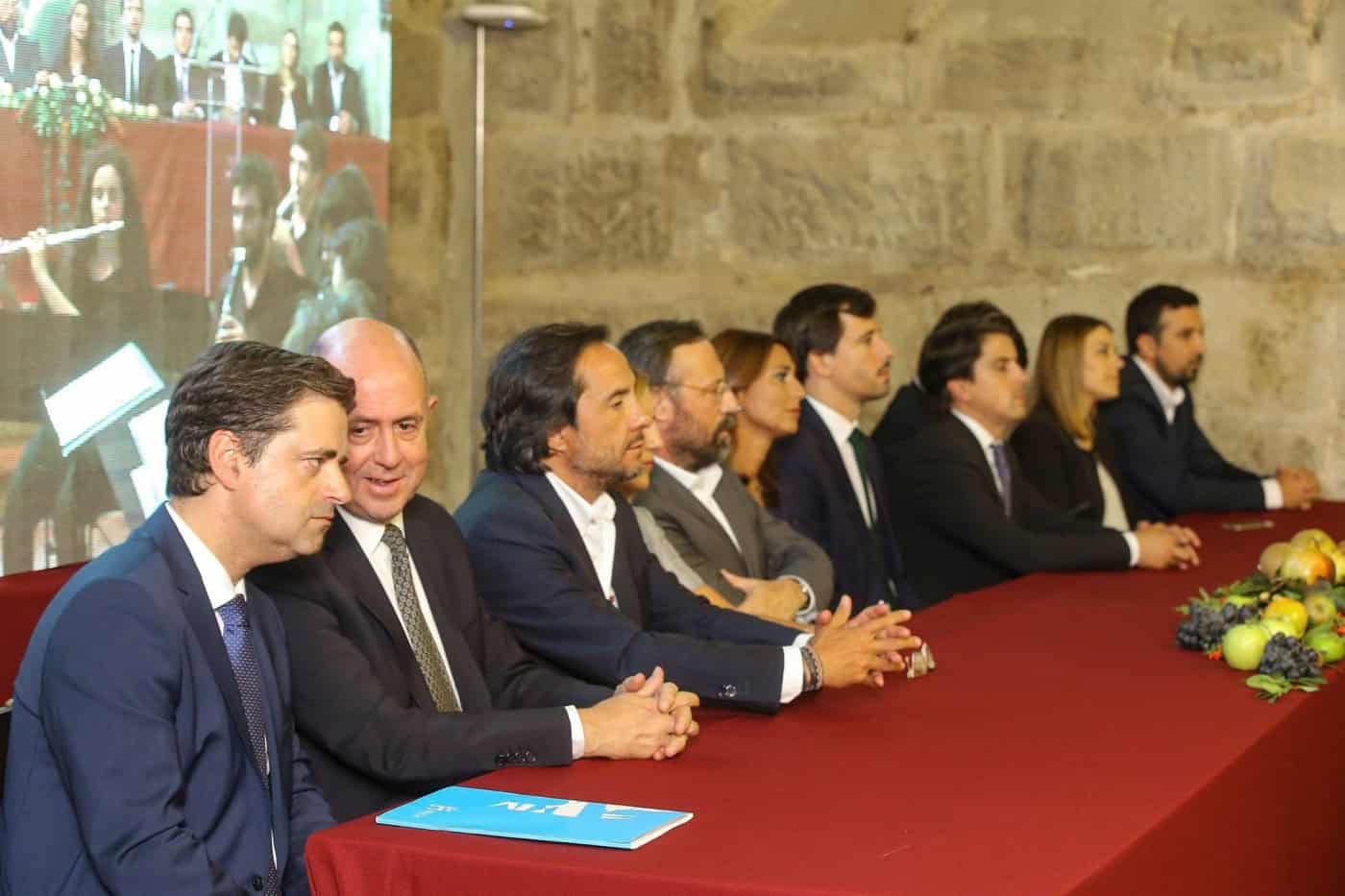 Saída de Firmino vai provocar primeira mexida no executivo de Ricardo Rio