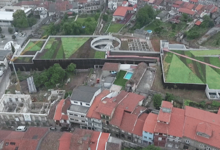 Parque de Camões vai inaugurar no sábado… mas pode não estar a funcionar