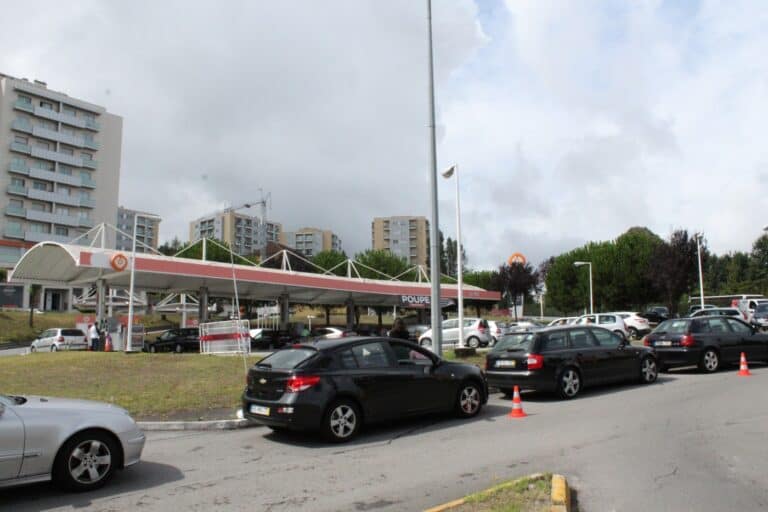 Bracarenses já começaram a "corrida" aos postos de combustível