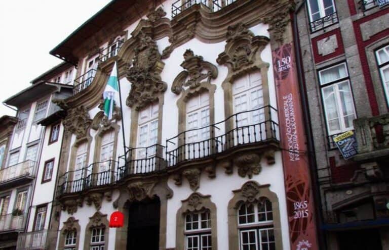 Edifício da ACIG vai a leilão