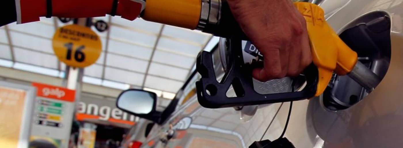 Preços dos combustíveis sobem meio cêntimo 2ª feira