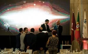 UMinho entrega prémio prestígio a SC Braga e  Vitória SC