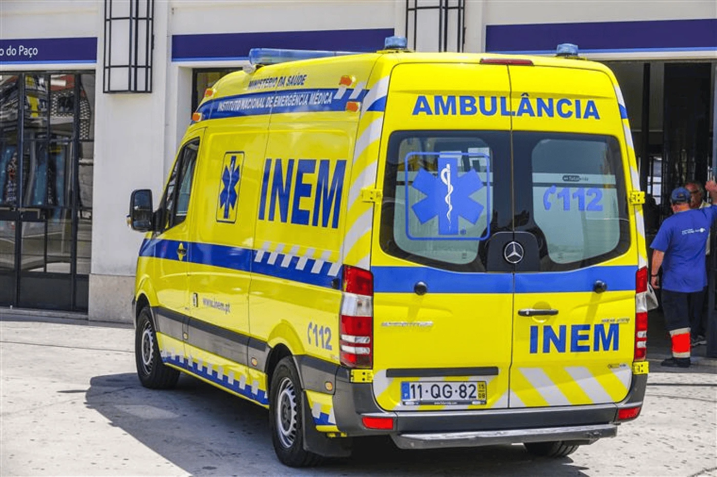INEM e CMB dão as mãos e Sapadores recebem nova ambulância