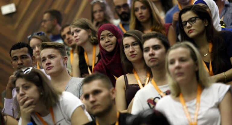 BabeliUM comemora hoje 10º aniversário