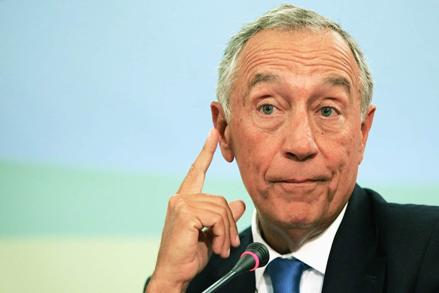 Presidente da República preocupado com "direita democrática"