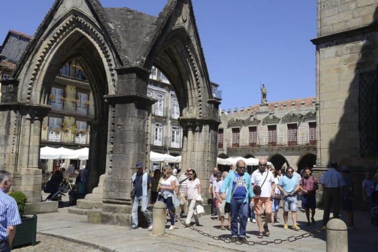 Plano de turismo quer aumentar "notoriedade internacional" de Guimarães