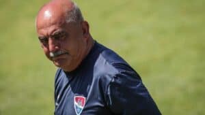 Vítor Oliveira alerta: "Precisamos de voltar rapidamente às vitórias"