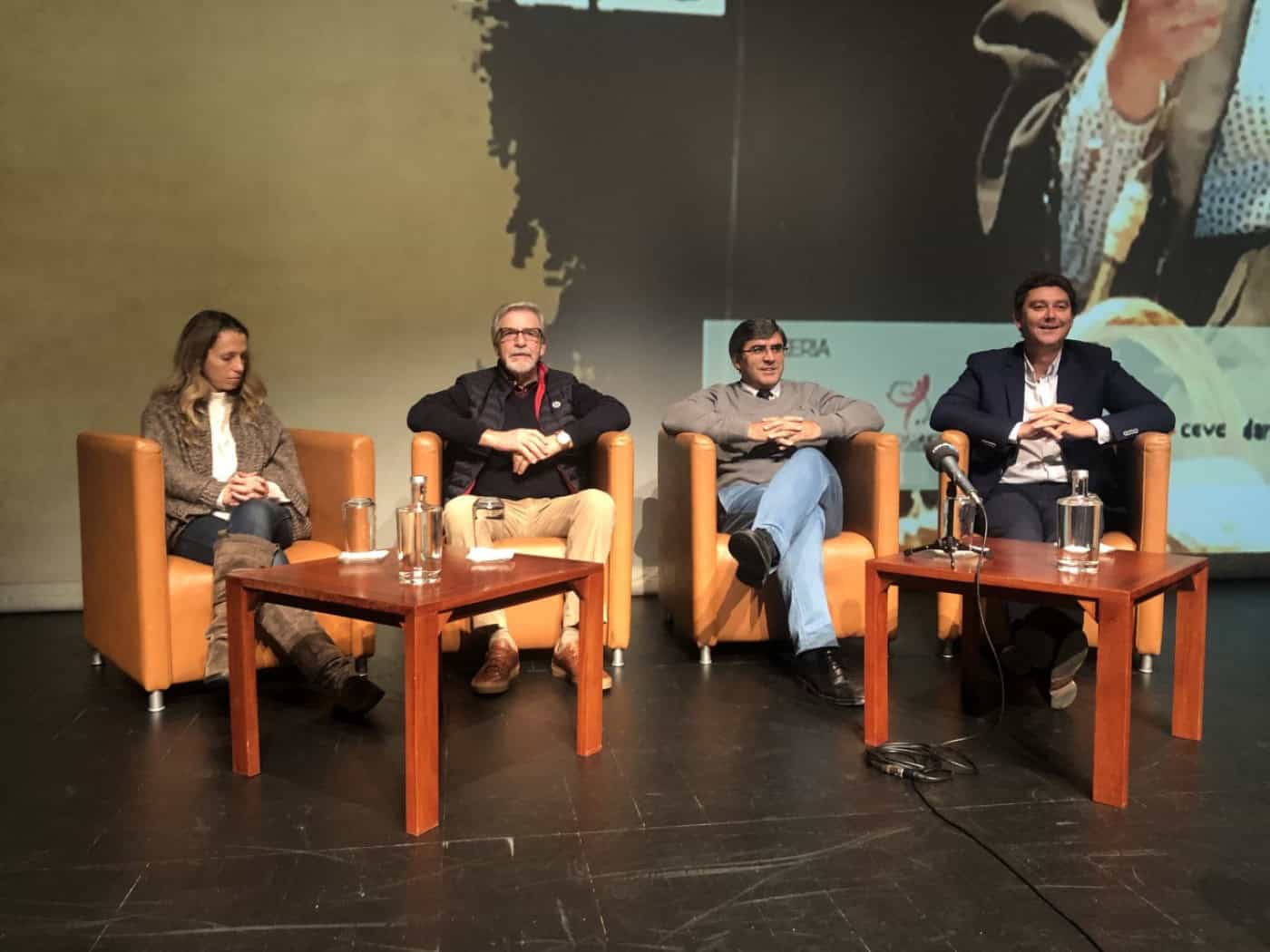 Greculeme recria "Maldição de Mãe" para comemorar bodas de prata