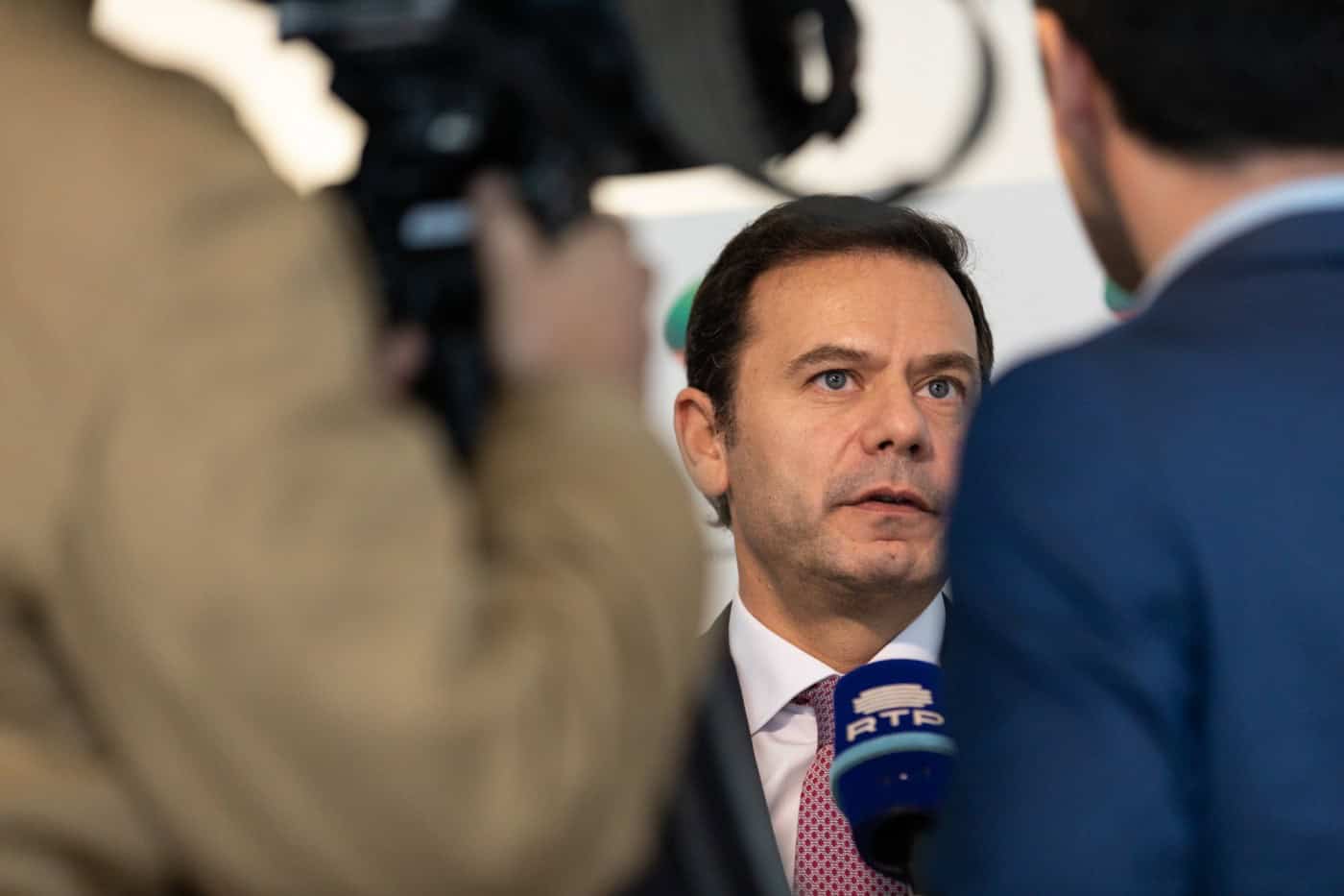 Luís Montenegro apresenta candidatura à liderança do PSD