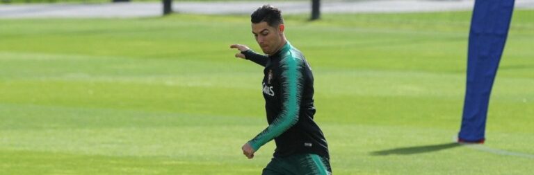 Ronaldo em pleno no treino da selecção portuguesa