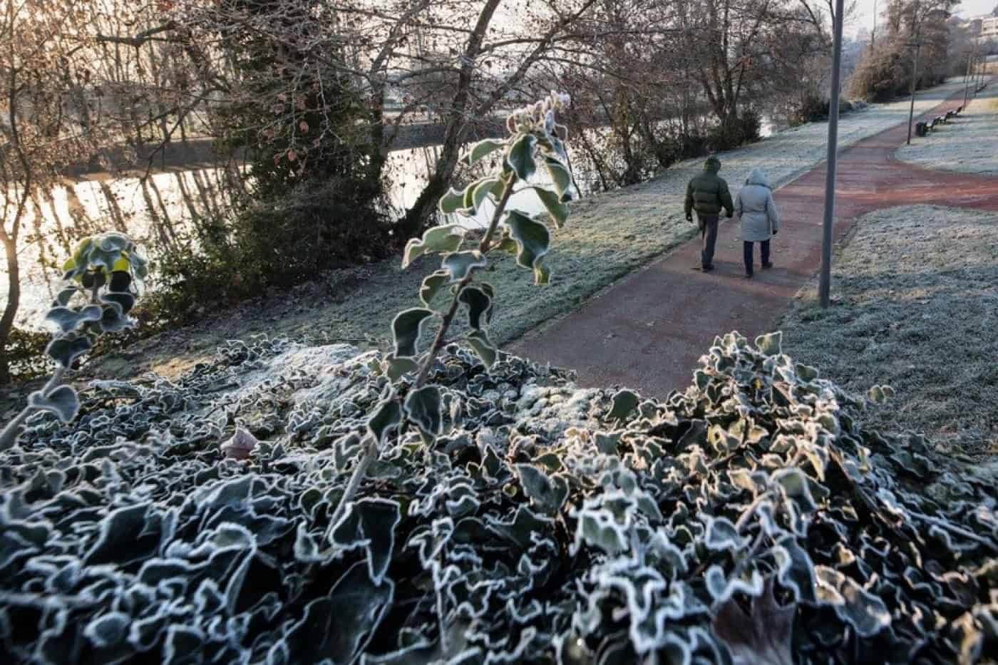 Atenção. Temperaturas máximas vão descer até 8 graus.