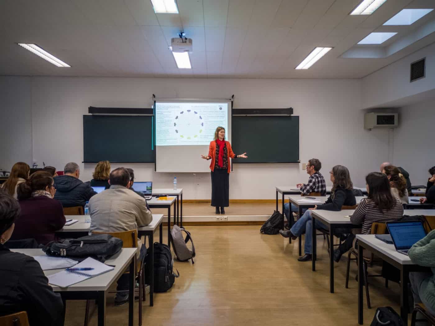 Especialista da Universidade de Birmingham esteve na UMinho para partilhar métodos