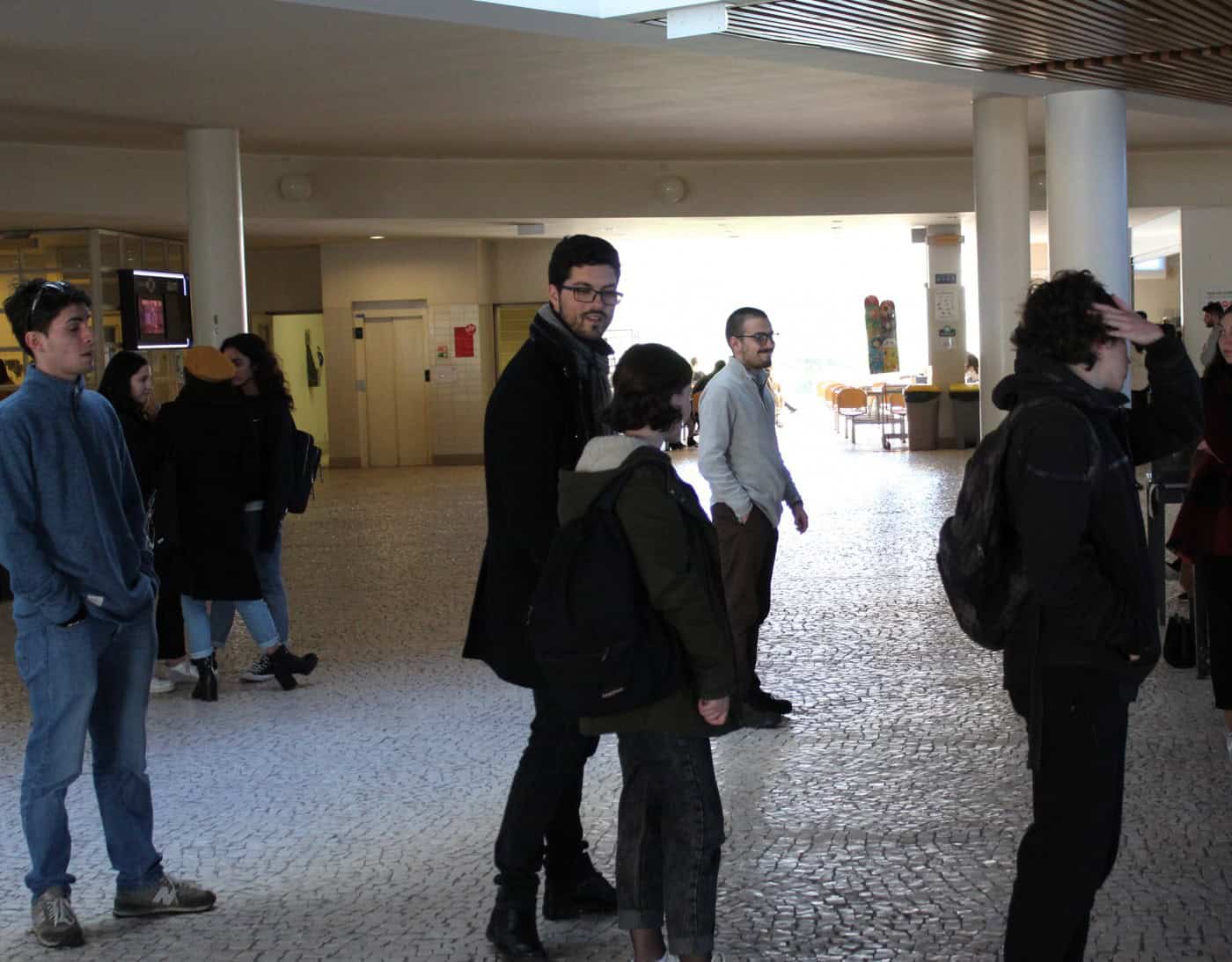 Número de votantes supera valor total do ano passado a duas horas do fecho