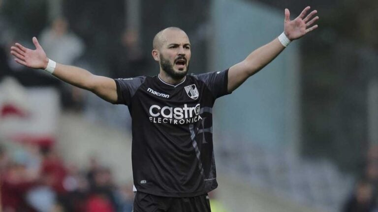 André André regressa aos relvados