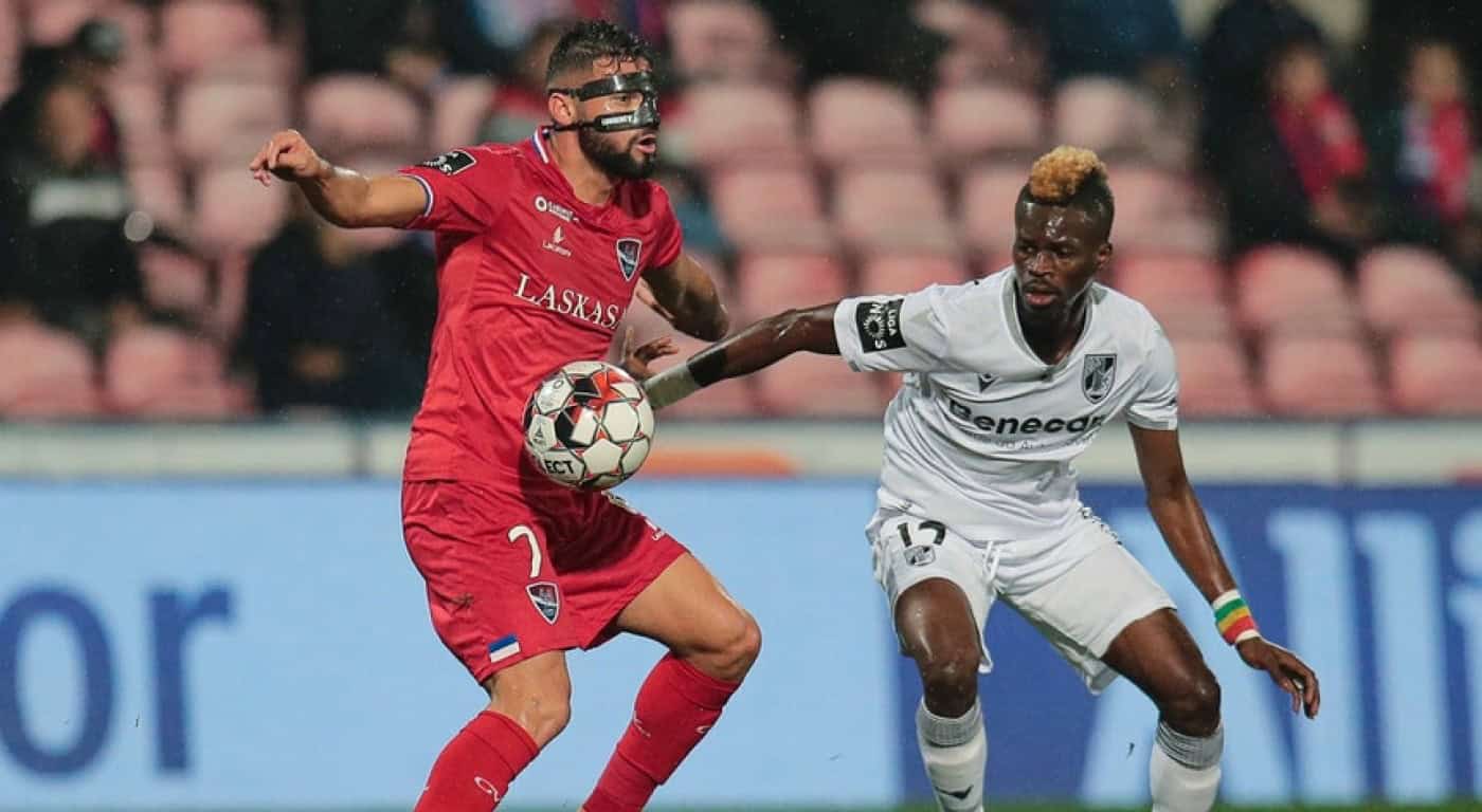 Gil e Vitória SC empatam em Barcelos