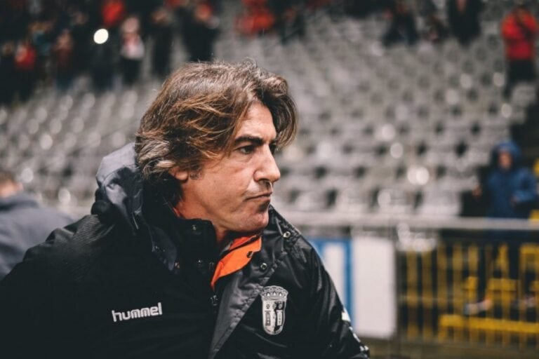 Sá Pinto lamenta não ter possibilidade de se despedir