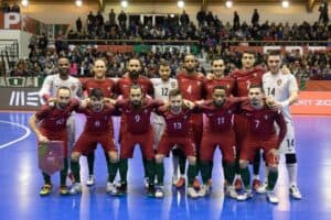 Portugal tenta regressar hoje à final do Europeu de futsal