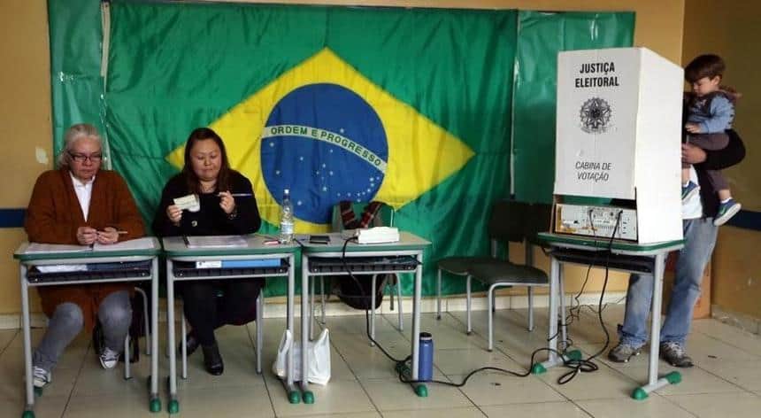 Os brasileiros querem quem representa a mudança