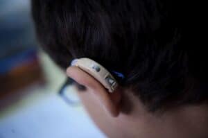 BE faz aprovar recomendação para apoio a crianças com NEE