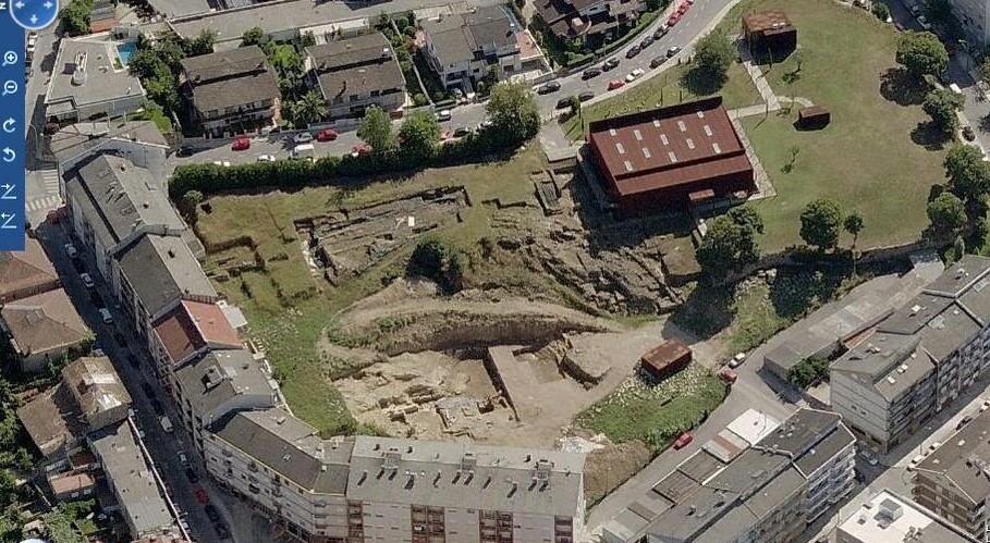 Moradores continuam a reclamar ringue desportivo na Sé