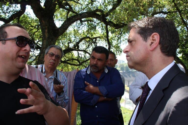 Ricardo Rio visitou o Bairro do Picoto e admite reconstrução