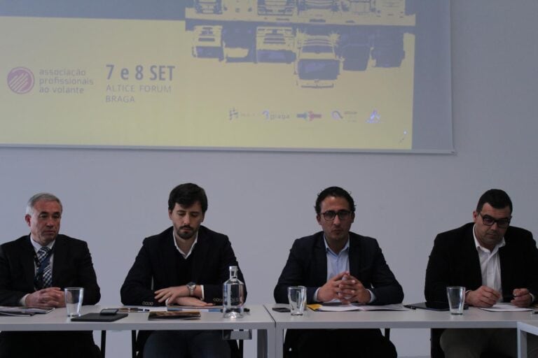 Feira dos Transportes pretende recrutar novos camionistas