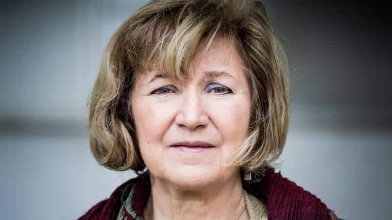 Prémio DST "é o reconhecimento de uma grande escritora"