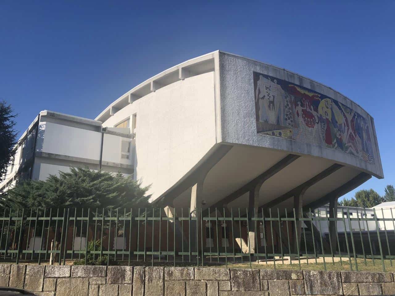 BE quer contratação permanente de funcionários