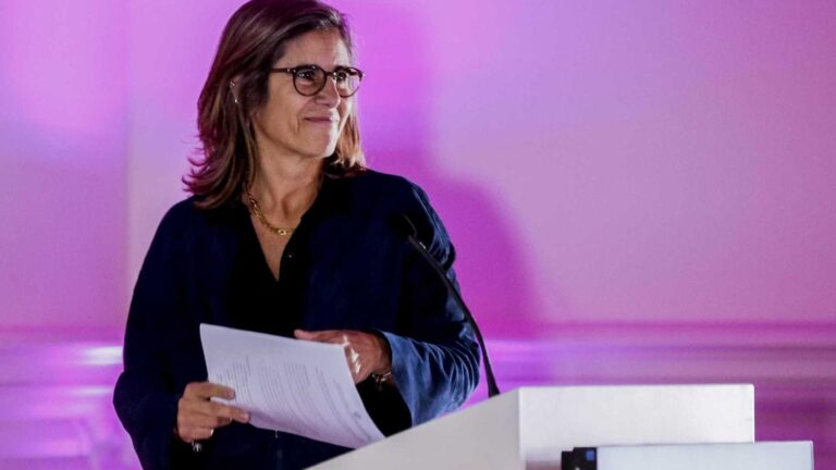 "É preciso democratizar o acesso ao conhecimento"