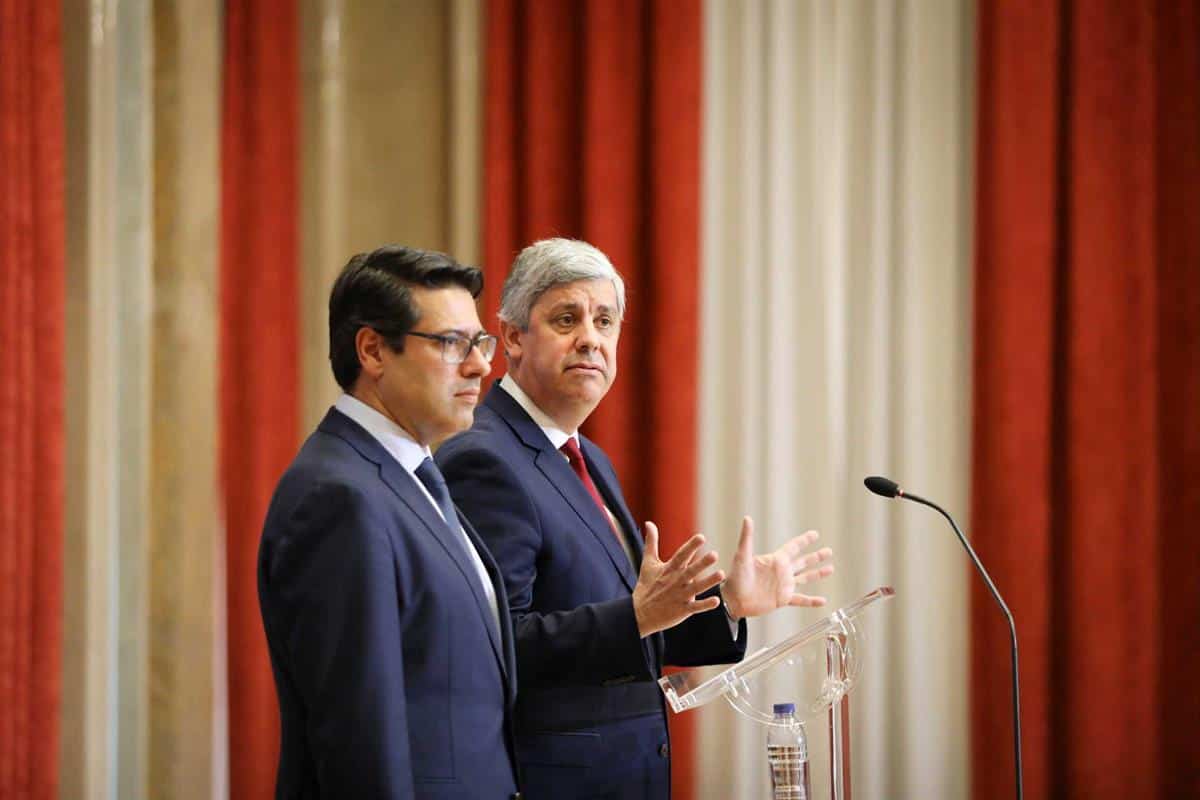 Centeno ressalva eficácia e poupança da descentralização