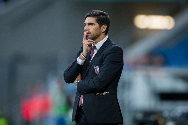 Se o estádio não estiver cheio a culpa é da Liga, avisa Abel