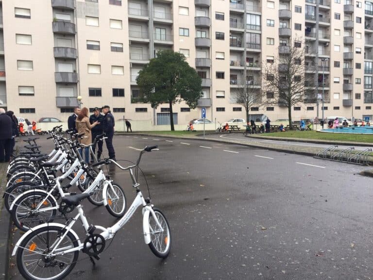 Escolas vão ensinar a andar de bicicleta