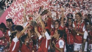 SCB faz história e vence Supertaça de futebol feminino