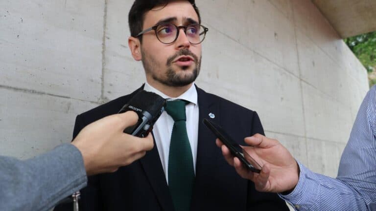 JP. "Hermenegildo Abreu não tem condições para continuar"