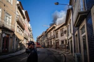 Incêndio teve resposta "adequada" com os meios "adequados"