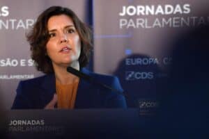 "O Estado está degradado", diz Assunção Cristas