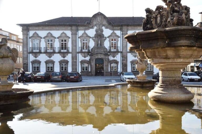 CMB confirma suspensão da hasta pública da Confiança