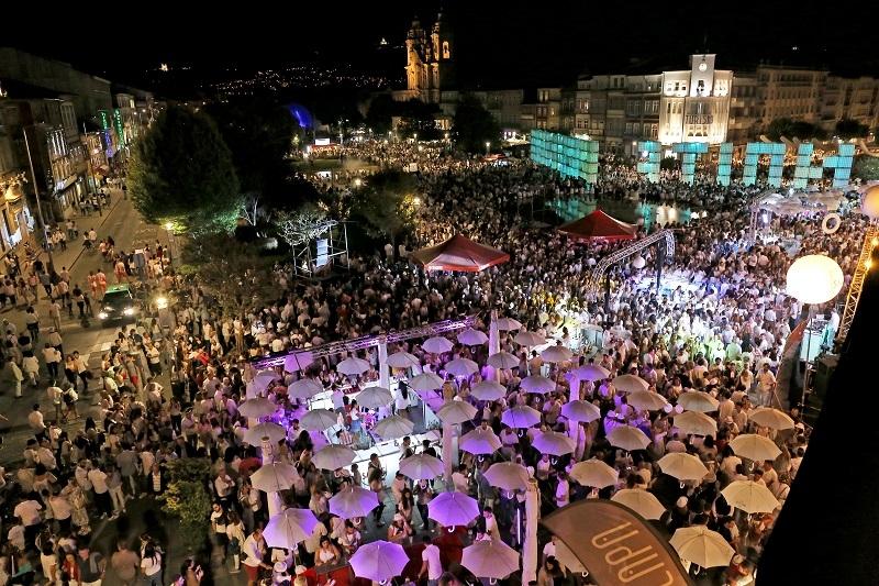 Mais vendas na Noite Branca? Sim, sobretudo na restauração