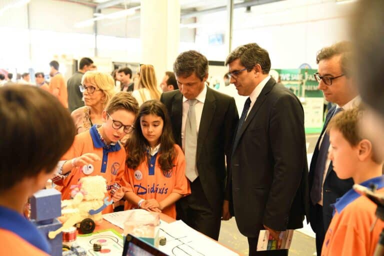 À procura de emprego? Famalicão tem 400 ofertas de trabalho