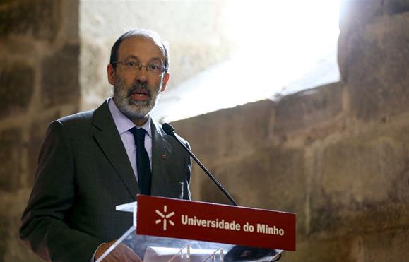 Atitude do governo é "incompreensível e inaceitável"