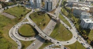 CMB "está preocupada" em reduzir trânsito automóvel