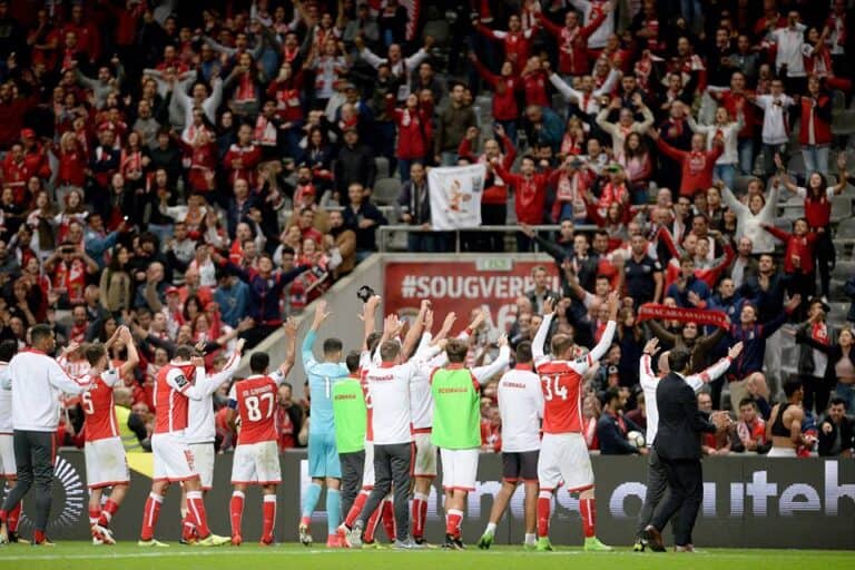 Salvador avisa: "O jogo de domingo vai ser de porta aberta"