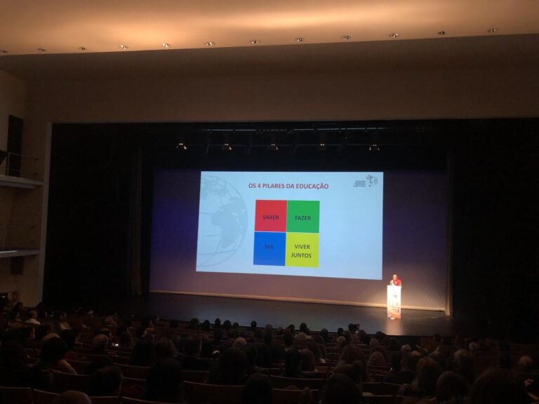 Em Famalicão a educação vai além do muro da escola