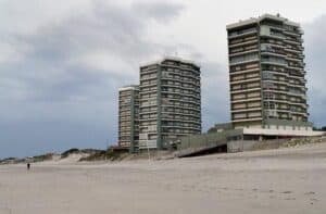 APA prevê demolição de 34 edifícios entre Caminha e Espinho