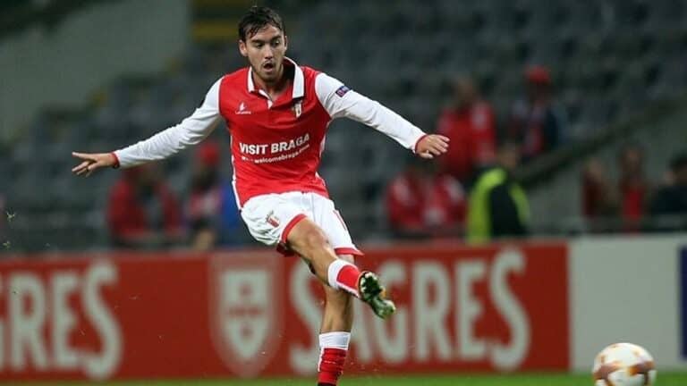 André Horta vai cumprir contrato até ao fim